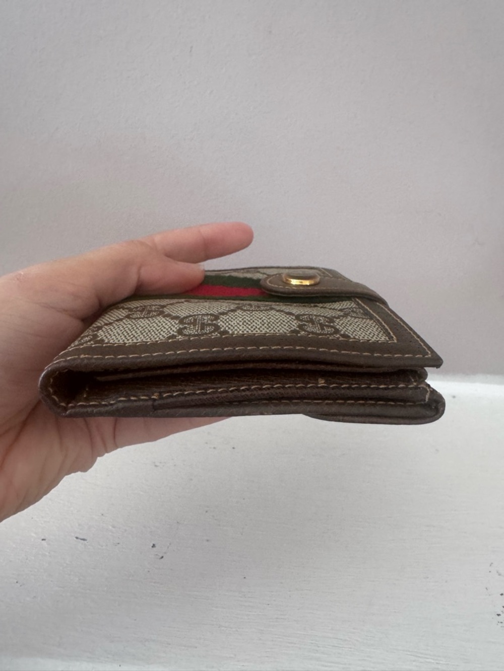Authentic Gucci Brown GG Canvas Wallet with Green and Red Web Stripe - Picture 8 of 10